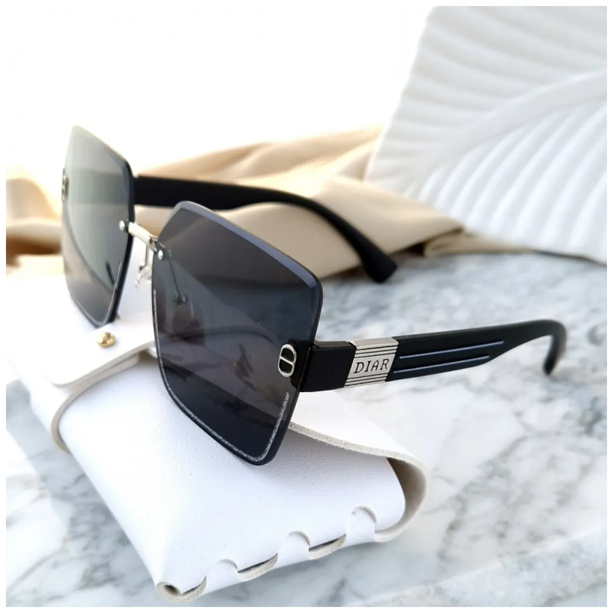 Okulary przeciwsłoneczne BLACK zdobienie BLINK GOLD - obrazek 2