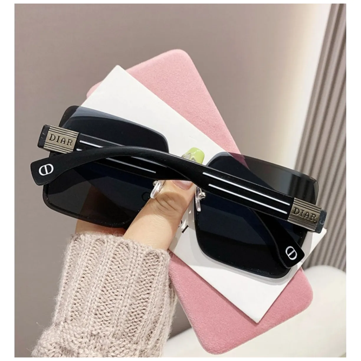 Okulary przeciwsłoneczne BLACK zdobienie BLINK GOLD - obrazek 4