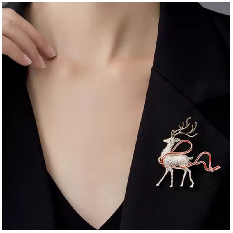 Broszka ozdobna elegancka z cyrkoniami jelonek BZ183 - obrazek 2