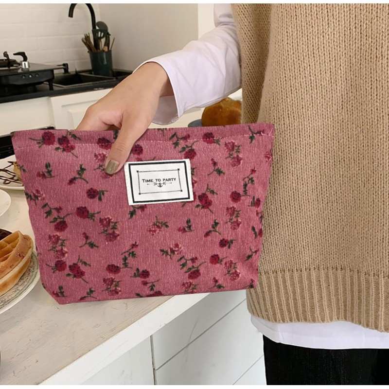 Kosmetyczka jednokomorowa różowa w czerwone kwiatuszki 25 x 5 x18 cm KS118 - obrazek 4