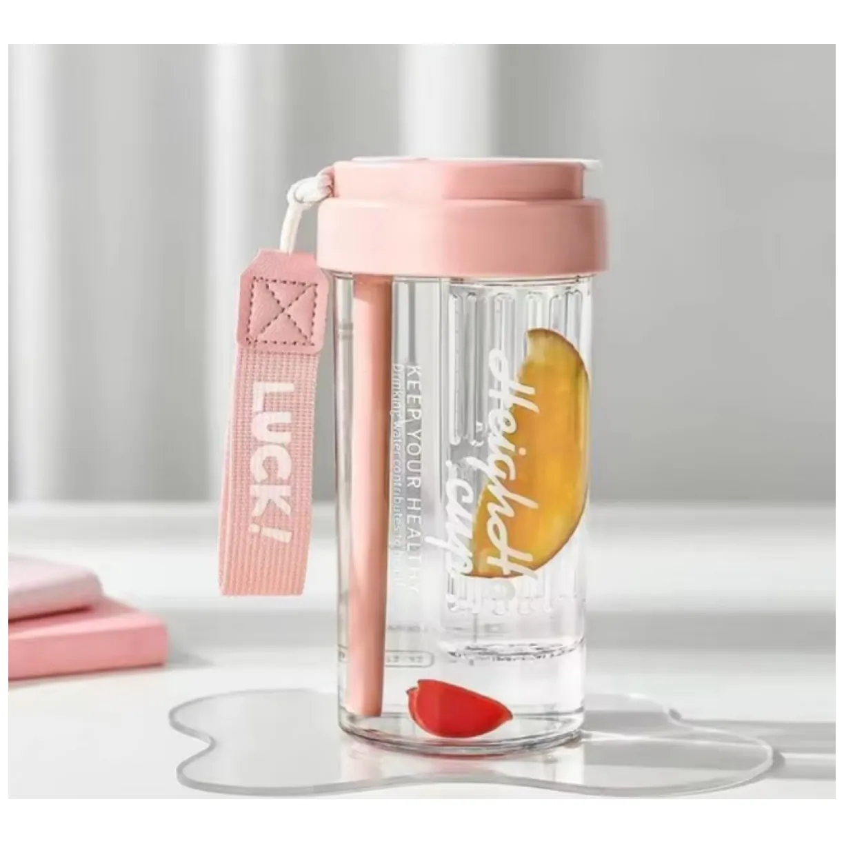 Butelka na wodę z koszyczkiem i słomką 600 ML Simple BD32R - obrazek 3