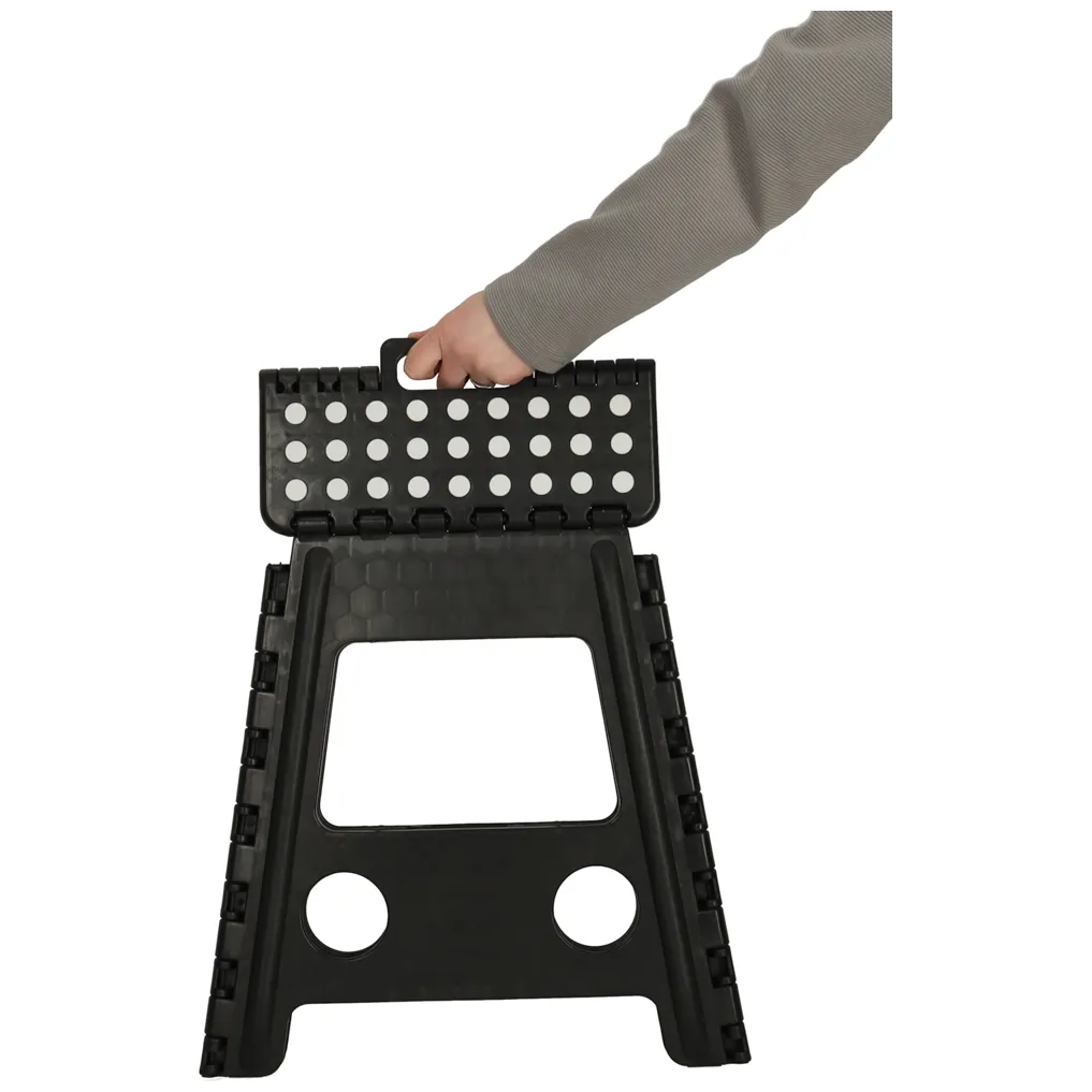 Czarny składany taboret antypoślizgowy 39 cm - stabilny stołek do kuchni - obrazek 6