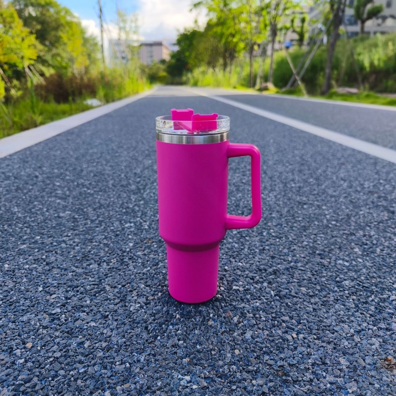 DUŻY POJEMNY KUBEK TERMICZNY Z UCHWYTEM i słomką TERMOS 1L RÓŻOWY CUP10 - obrazek 3
