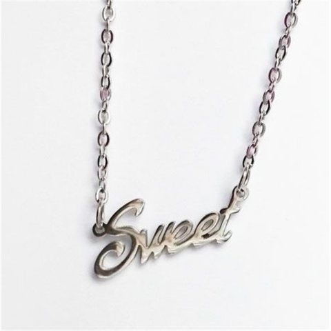 Naszyjnik stal chirurgiczna napis sweet