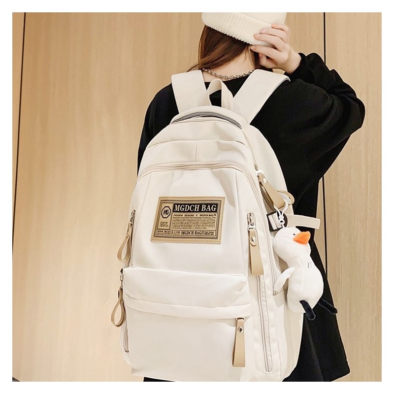 Plecak sportowy szkolny uniwersalny z brelokiem PL170B - obrazek 4