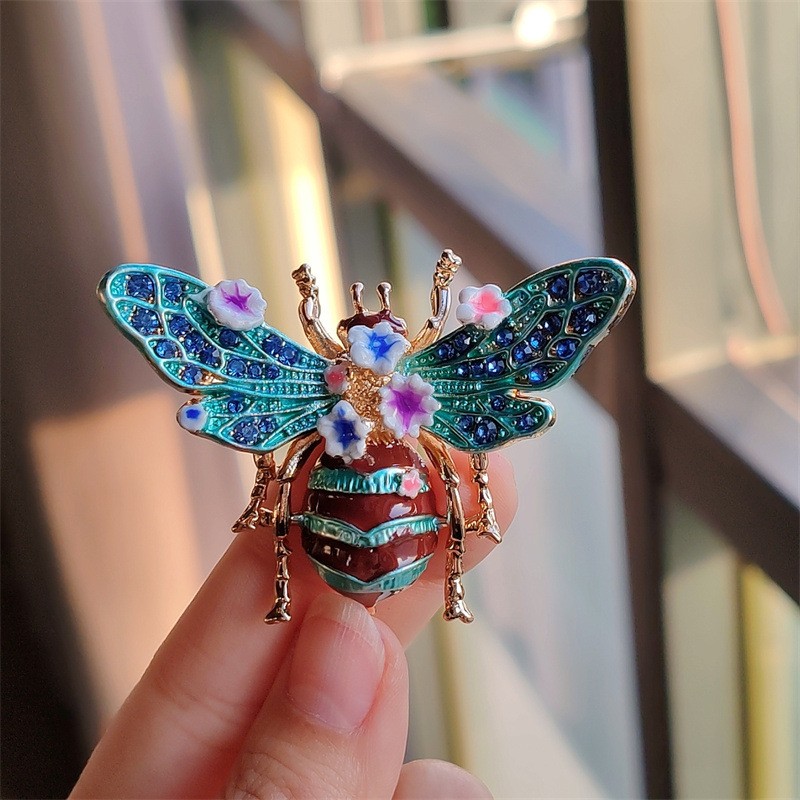 Broszka ozdobna kryształki turkusowy chrabąszcz kwiaty BZ189 - obrazek 7