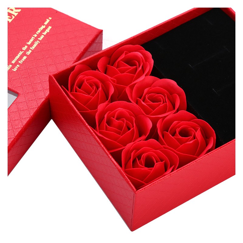 Pudełeczko na biżuterie z 6 szt. zapachowych róż mydlanych, czerwone na prezent BUK28CZE - obrazek 3