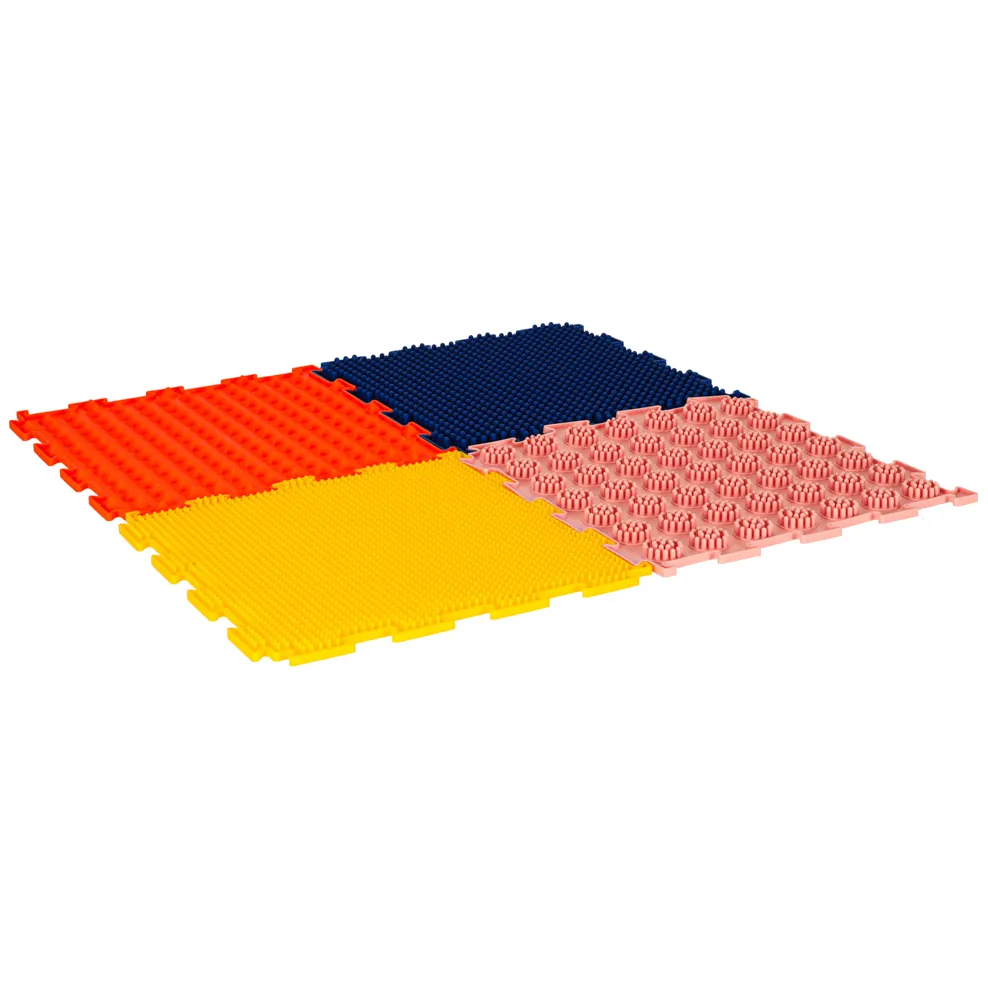Mata sensoryczna puzzle montessori z wypustkami do masażu stóp 8 elementów - obrazek 5