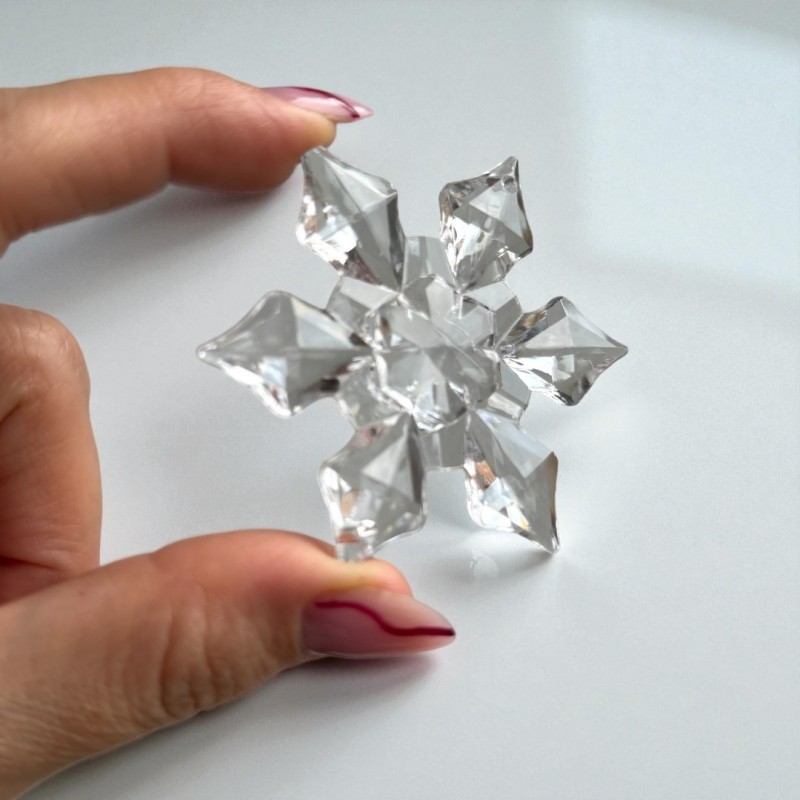 Zestaw zawieszek transparentne śnieżynki 12szt. w opakowaniu BSN71 - obrazek 2