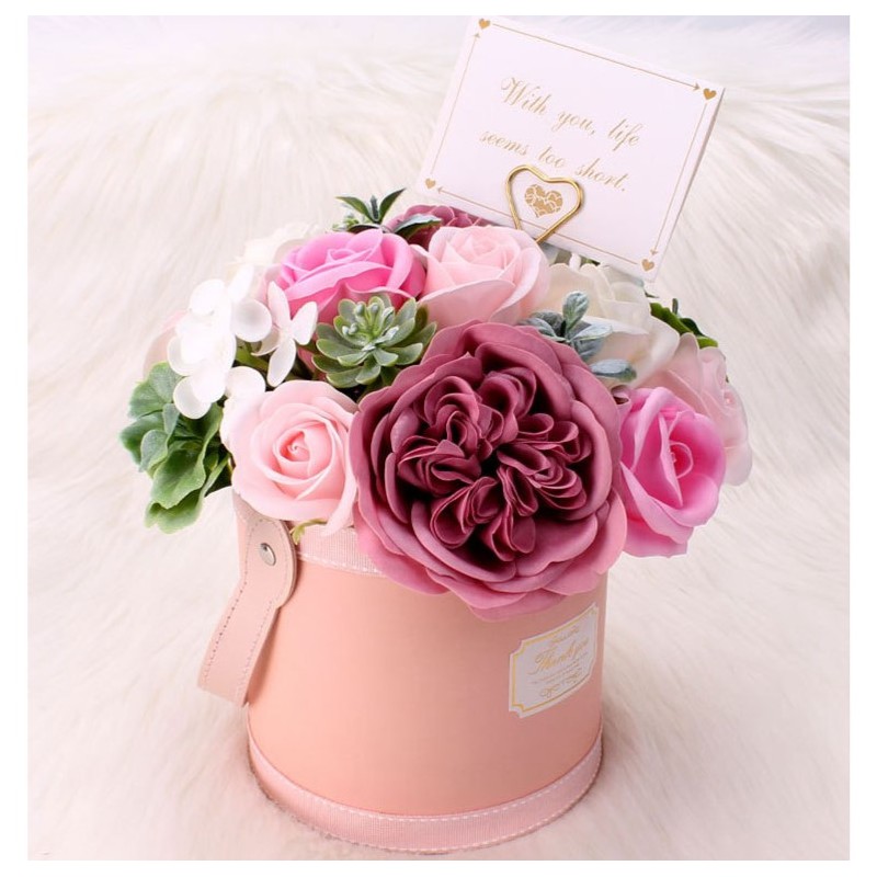 Flower box, bukiet zapachowych kwiatów mydlanych w pudełku 21х22cm BUK10R - obrazek 5