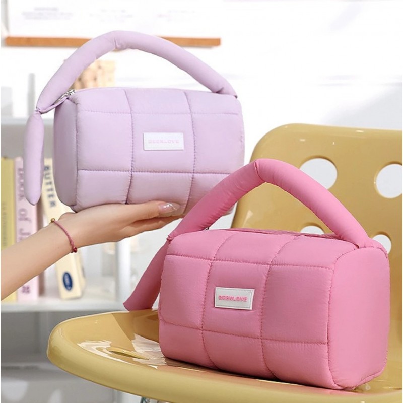 Kosmetyczka damska pikowana kuferek z rączką 18,5 x 12,5 x 13 cm KS140R - obrazek 7