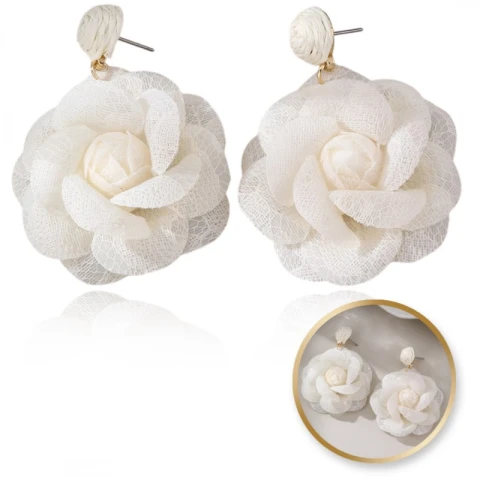 Kolczyki wiszące, efektowne koronkowe kwiat, kremowa RÓŻA sztyft K1708
