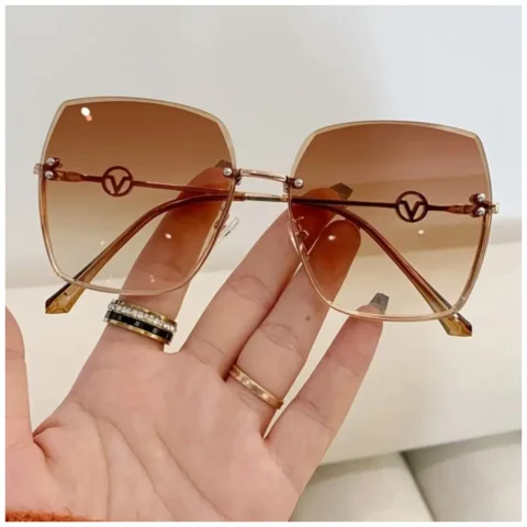 Okulary przeciwsłoneczne LIGHT BROWN simple zdobienie v OK391
