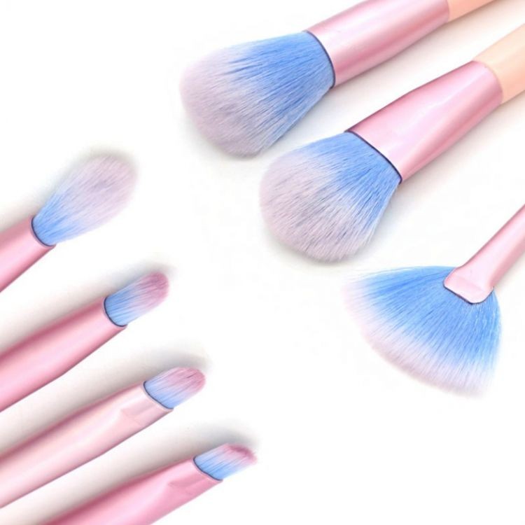 ZESTAW 7 PĘDZLI DO MAKIJAŻU W PUDROWYCH KOLORACH PZ10 - obrazek 3
