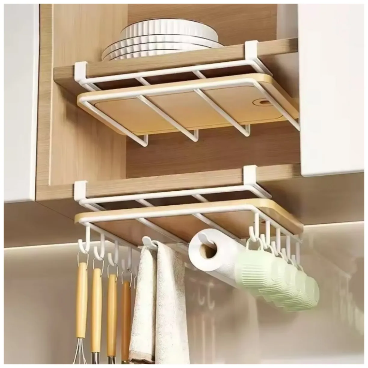 Biały metalowy organizer podwieszany pod szafkę z haczykami 25x25 cm - obrazek 4