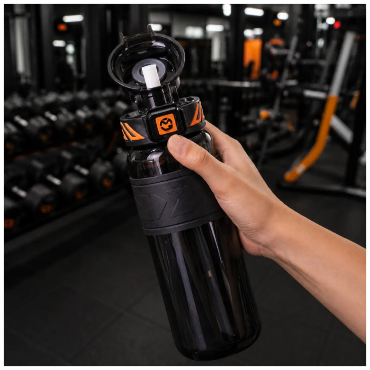 Butelka na wodę, sportowy bidon z miarką 680ML czarny BD64CZ - obrazek 2