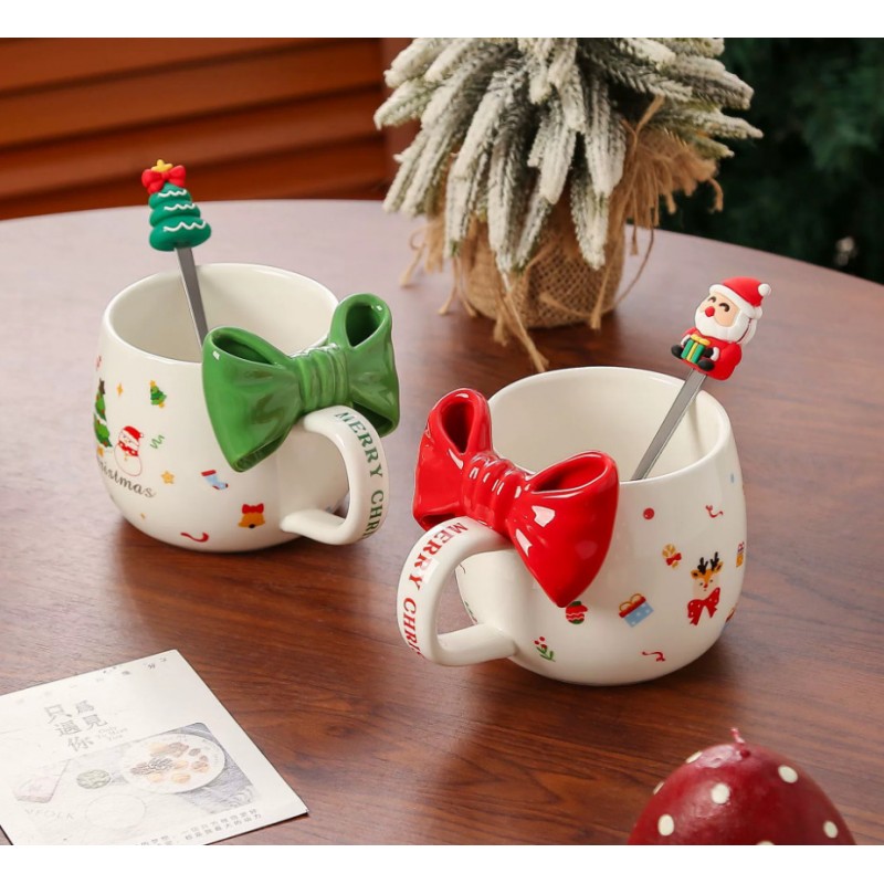 KUBEK ŚWIĄTECZNY Z KOKARDĄ - zestaw w pudełku z łyżeczką 400 ml KB25ZIE - obrazek 5