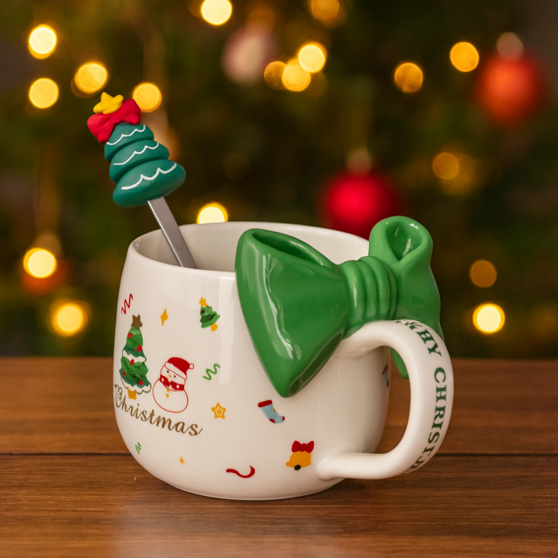 KUBEK ŚWIĄTECZNY Z KOKARDĄ - zestaw w pudełku z łyżeczką 400 ml KB25ZIE - obrazek 7