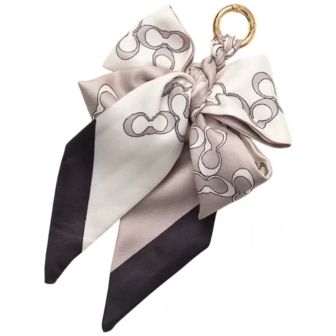 Elegancki brelok do kluczy kokarda - przy