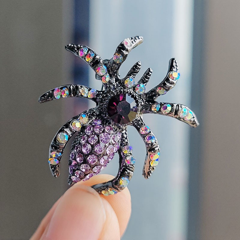 Broszka ozdobna kryształki pająk BZ190 - obrazek 3