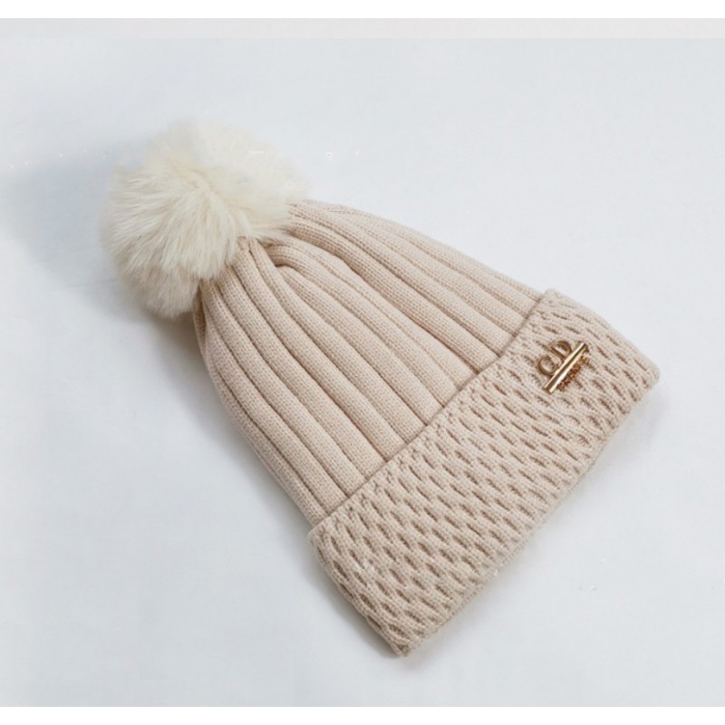 Czapka zimowa dzianinowa z pomponem i naszywką, kremowa CZ33WZ1 - obrazek 2