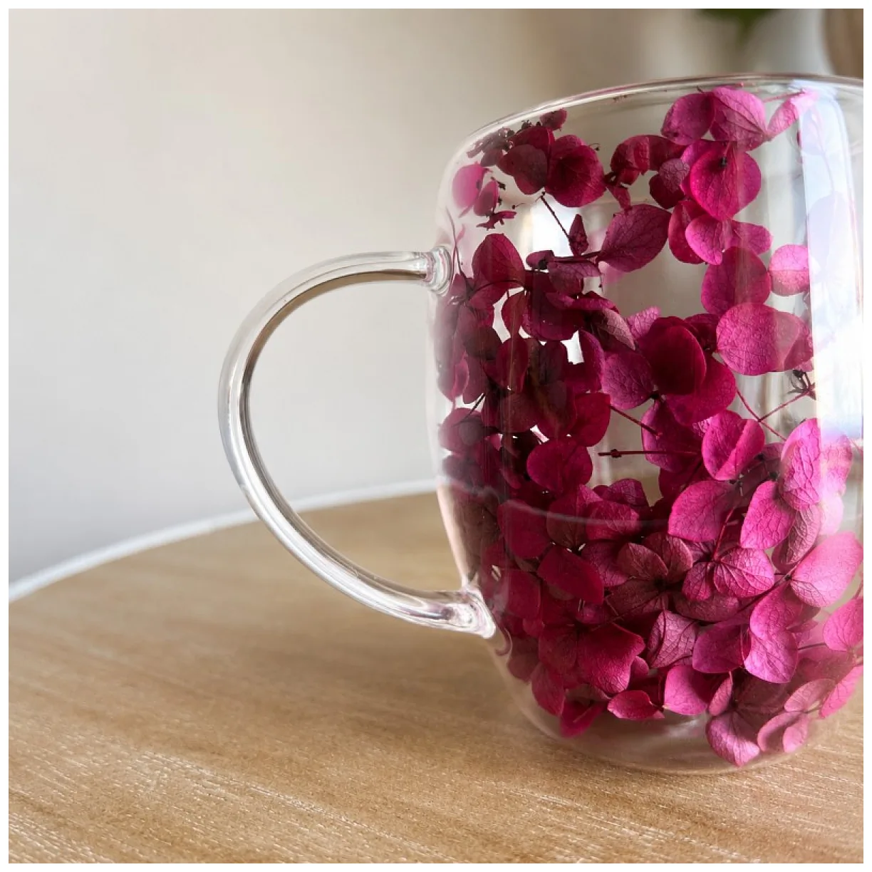 Szklanka termiczna z kwiatami w środku 300ml 1szt, pełna hortensji, burgund bordo - obrazek 7