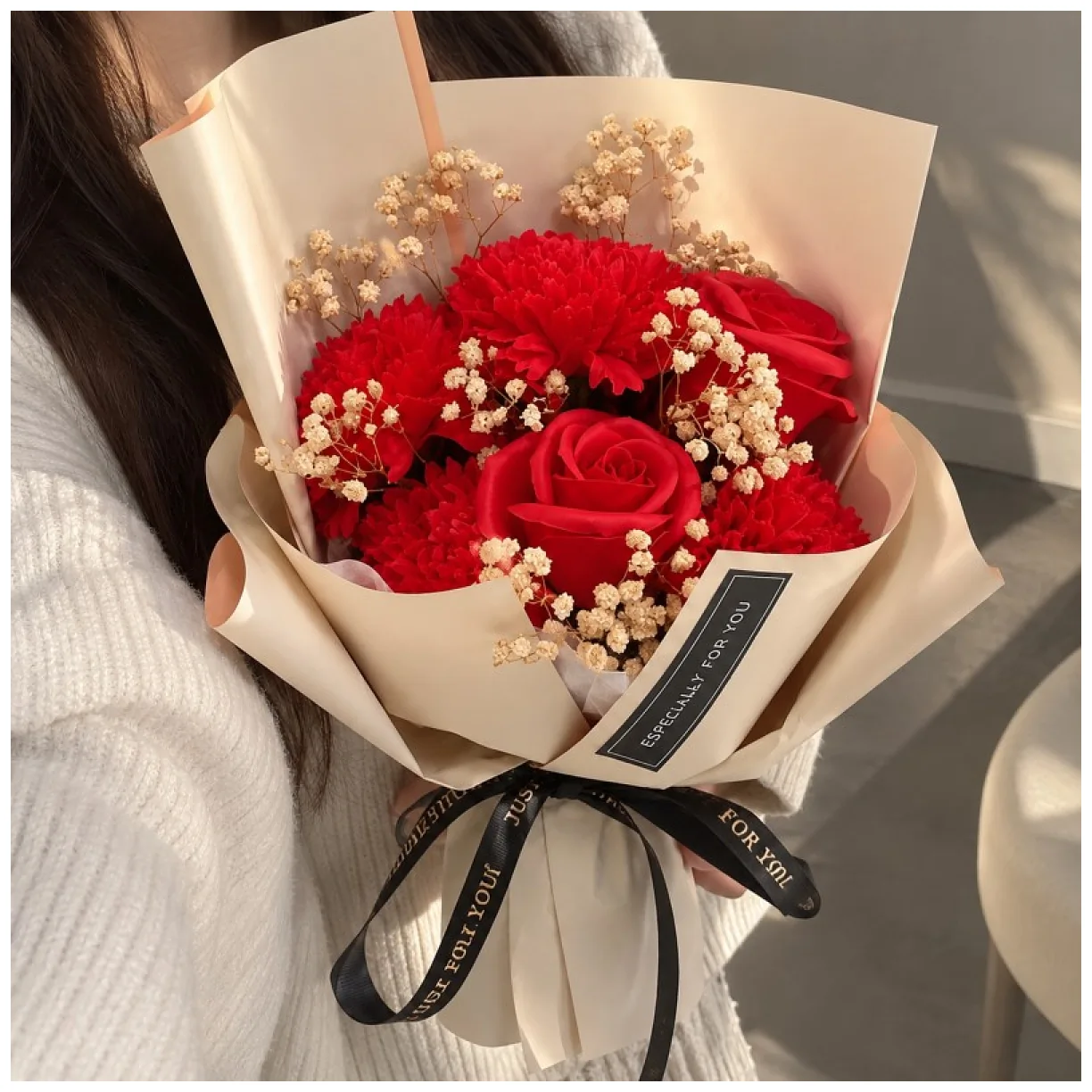 Bukiet zapachowych kwiatów mydlanych w pudełku 6 szt. flower box - obrazek 4